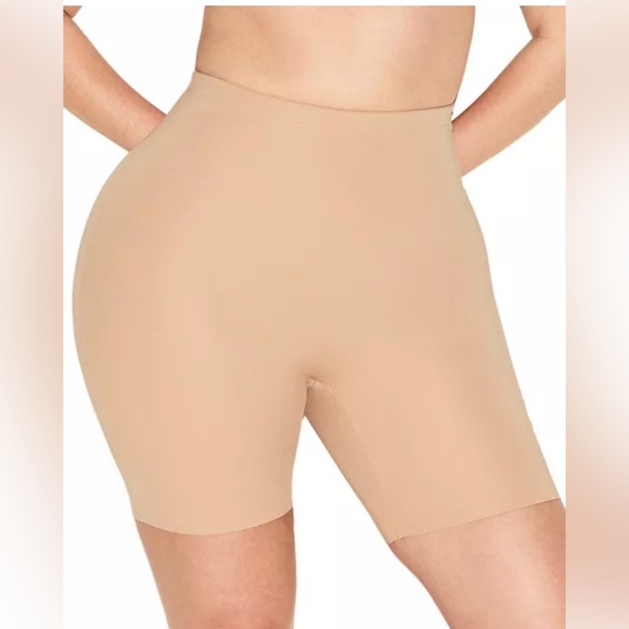 SKIMS Other - SKIMS Body Hip Enhancing Padded Shorts Shapewear - CLAY